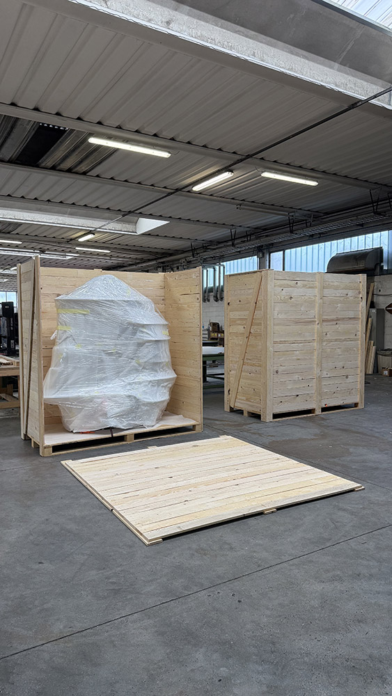 Musa packed in its custom-built wooden crate