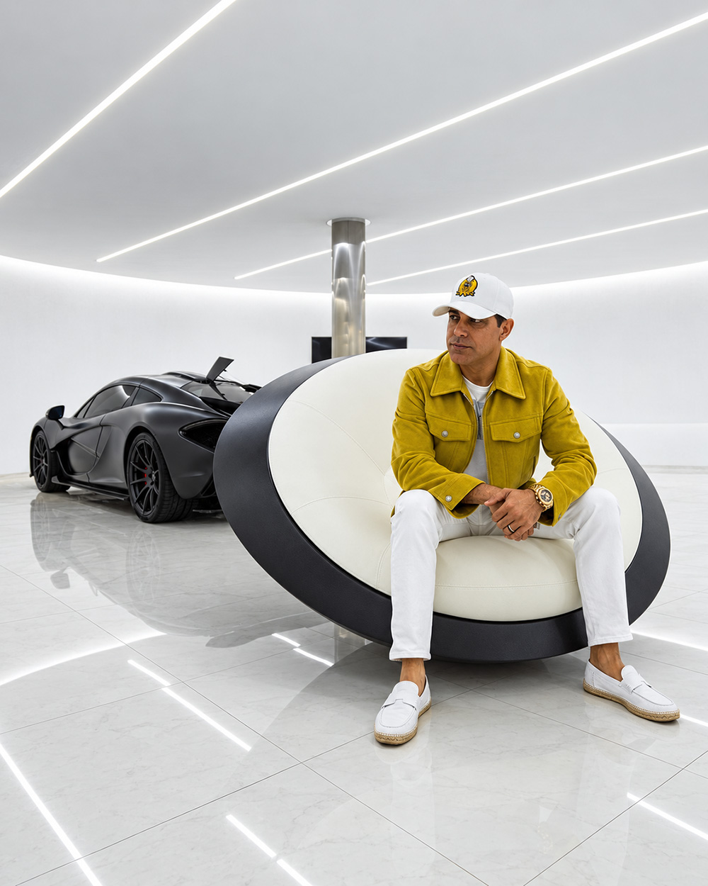 Manny Khoshbin chooses the UFO Armchair by Mavimatt