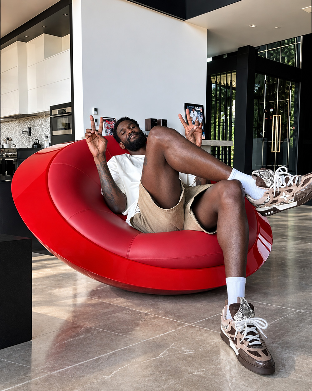 La Poltrona UFO realizzata per Deandre Ayton
